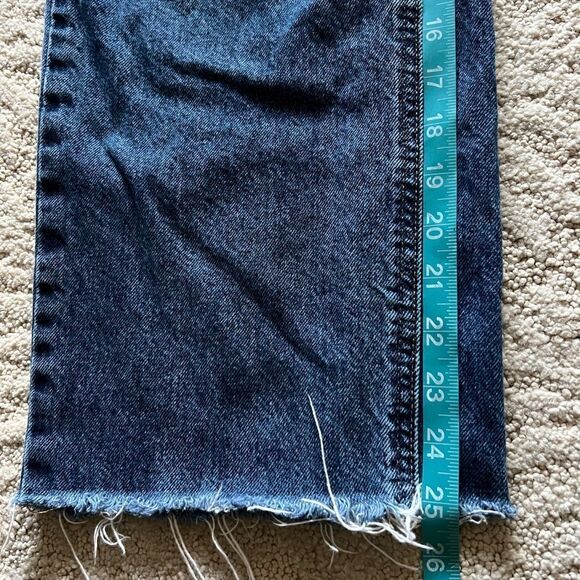 BDG Tapered Baggy Dark Wash Distressed Jeans Size 24 - Picture 11 of 12